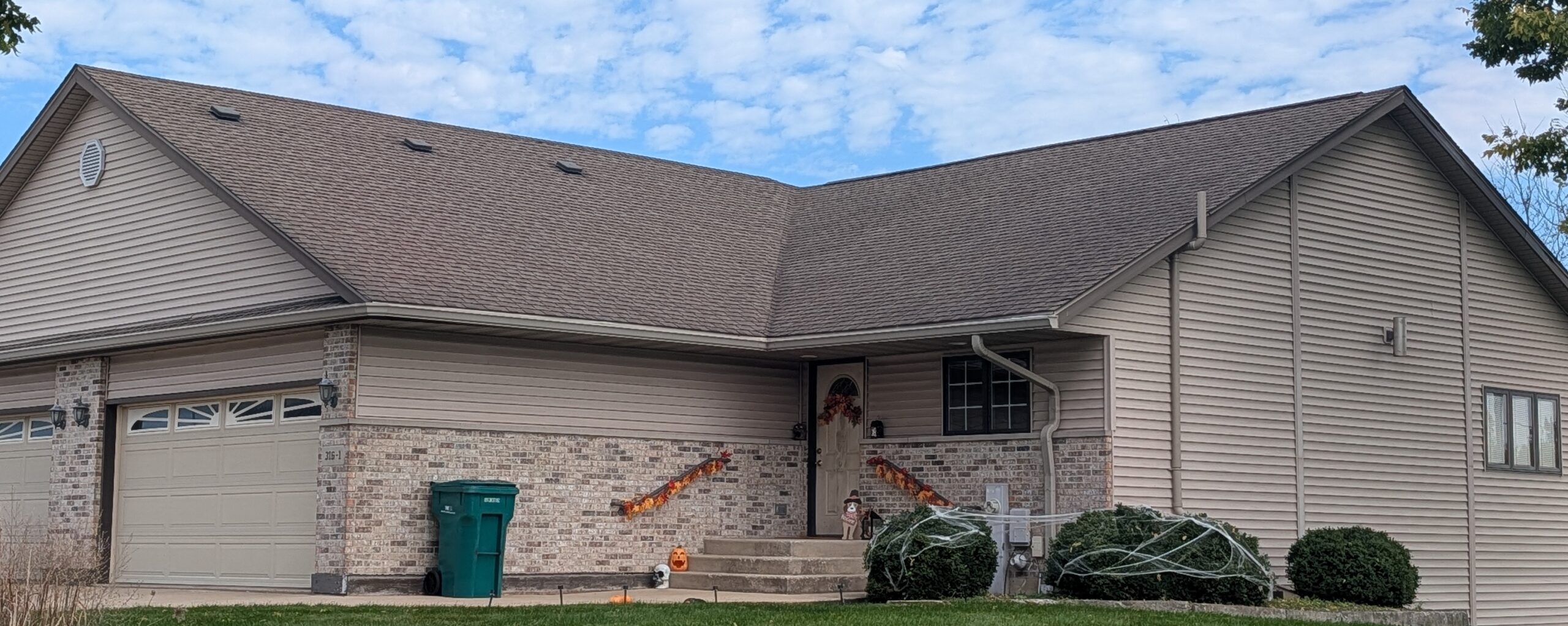 Four bedrooms in Mason Townhouse Suites from Mason Properties in DeKalb, IL
